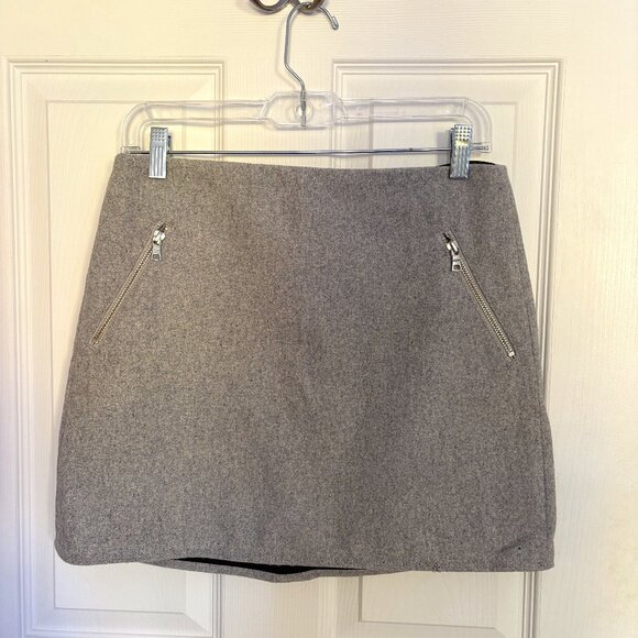 NWT Gray Gap wool mini skirt - Size 4P - Picture 1 of 2